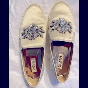 Badgley Mischka Ivory Bejeweled Slip on sz 8.5